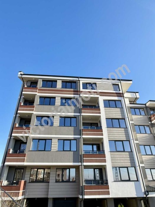 Продава се Двустаен апартамент в Велико Търново, Център - 60 кв.м за 1984 €/кв.м - Снимка #1