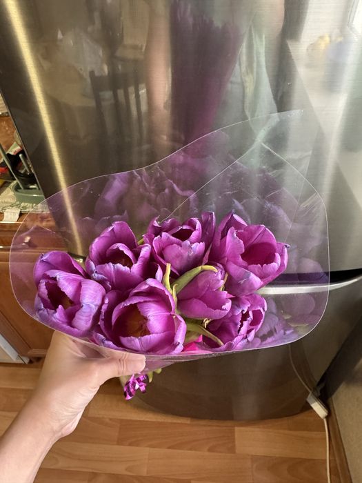 2букетика тюльпан