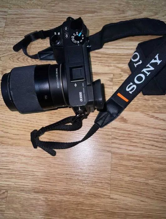 Professional Video-Kit:Sony a6500+Sigma30, +Zeiss16-70, Zhiyun Crane 2