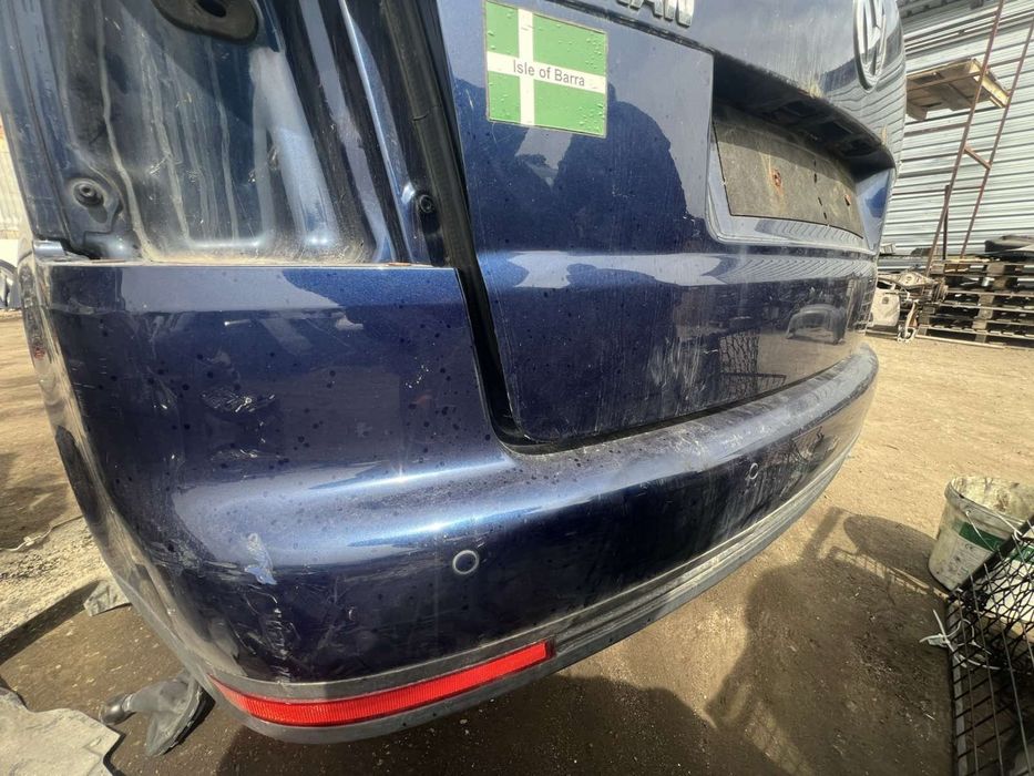 Задна броня VW TOURAN 1T2 туаран  facelift с отвори за парктроник