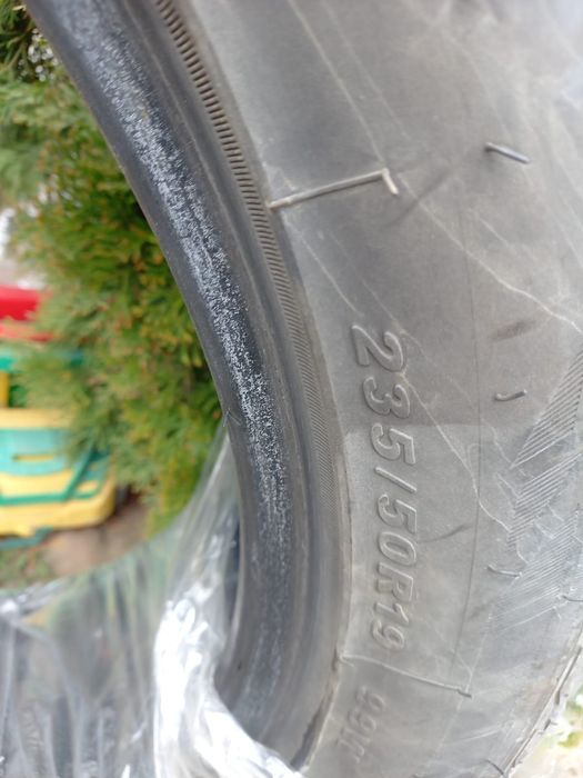 Vand 1 set cauciucuri Continental  235/50/R19 vara
