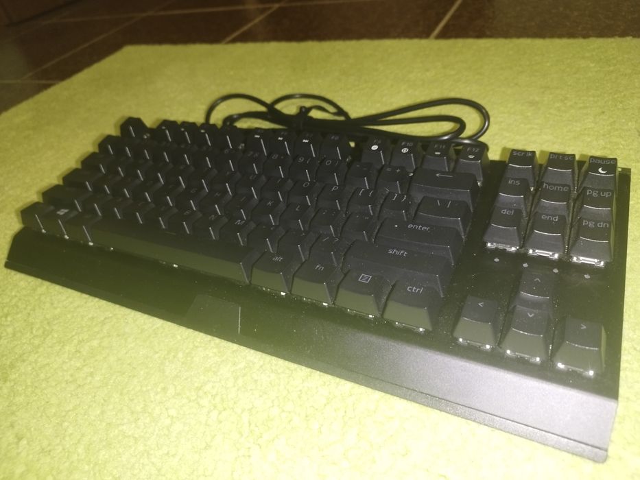 Razer BlackWidow V3 Tenkeyless – Рядко използвана, като нова!