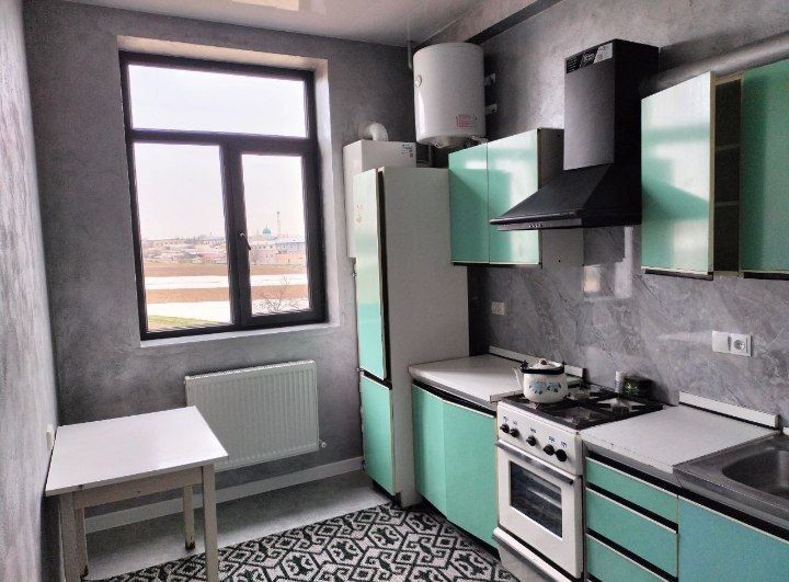 Arenda kvartira uch qaxraman challa qozoqda betonkaga yaqin Srochna