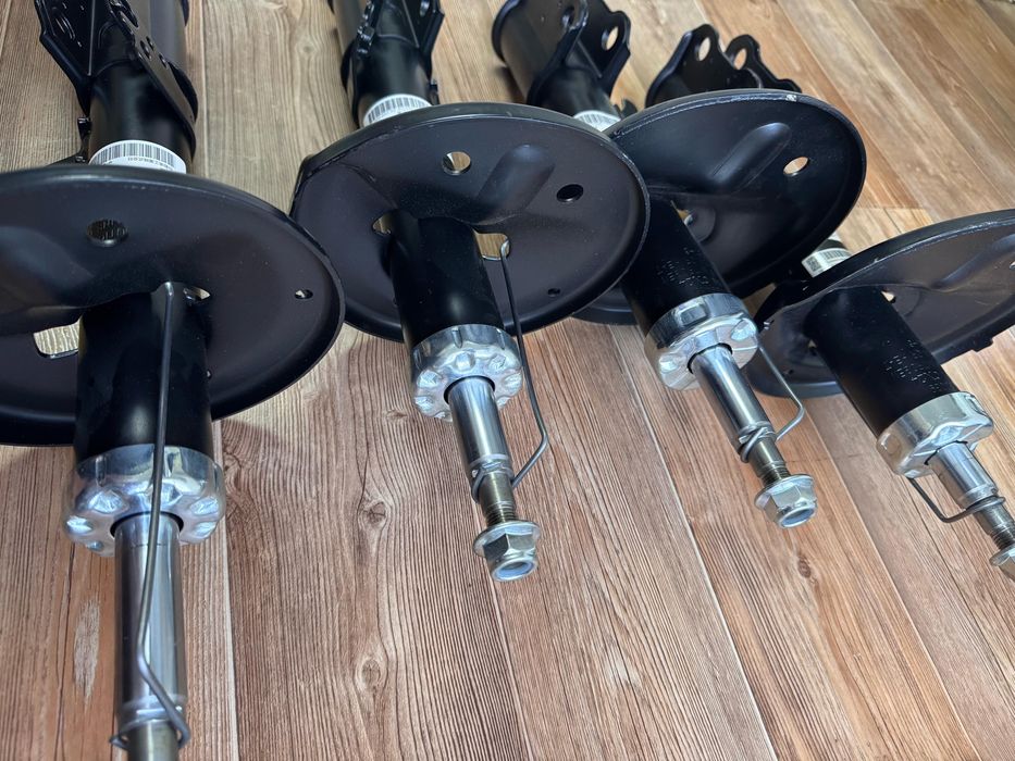 Амортизаторы на Toyota Camry 30