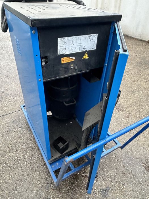 Прахосмукачка за самообслужваща автомивка