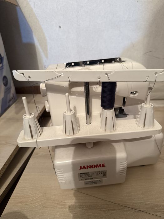 оверлок janome