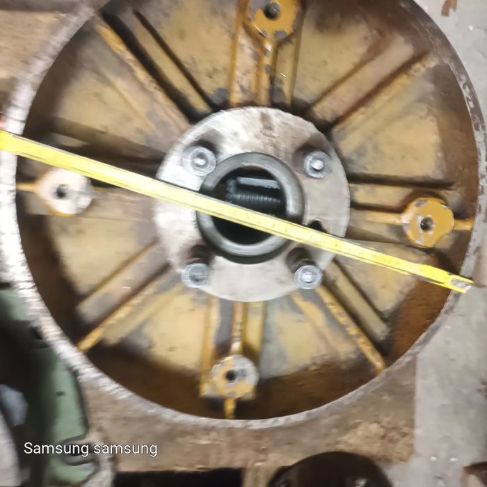 Cap cu excentric ISO 50,truse alezaj.