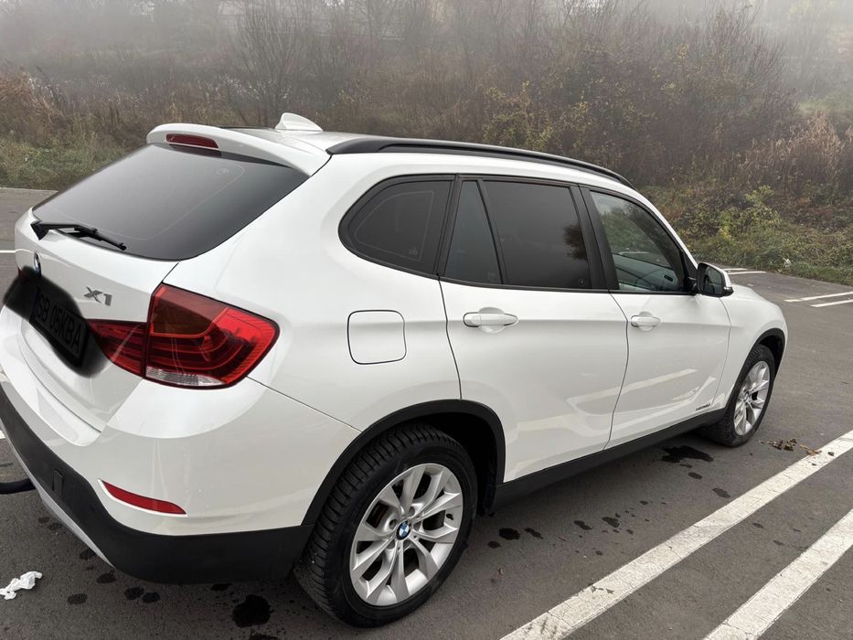 Vând BMW X1 xDrive 18d