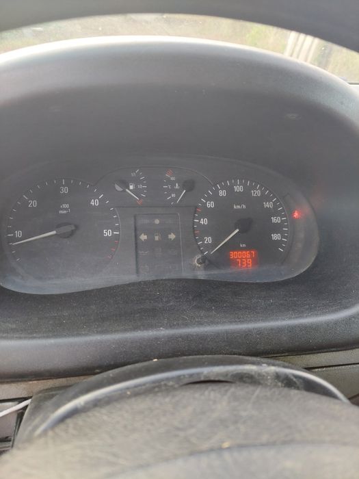Opel Movano 2.2 .