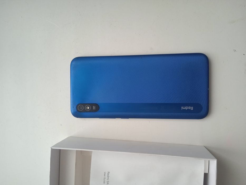 Продам телефон Редми 9 А не дорого.