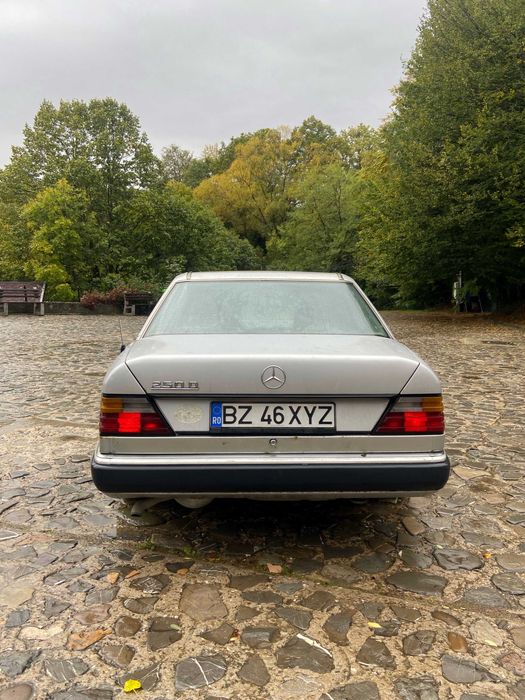 VAND/SCHIMB Mercedes-Benz W124 250D Phase II + piese rezerva