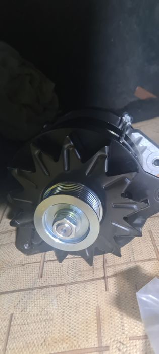 Продам генератор на камаз