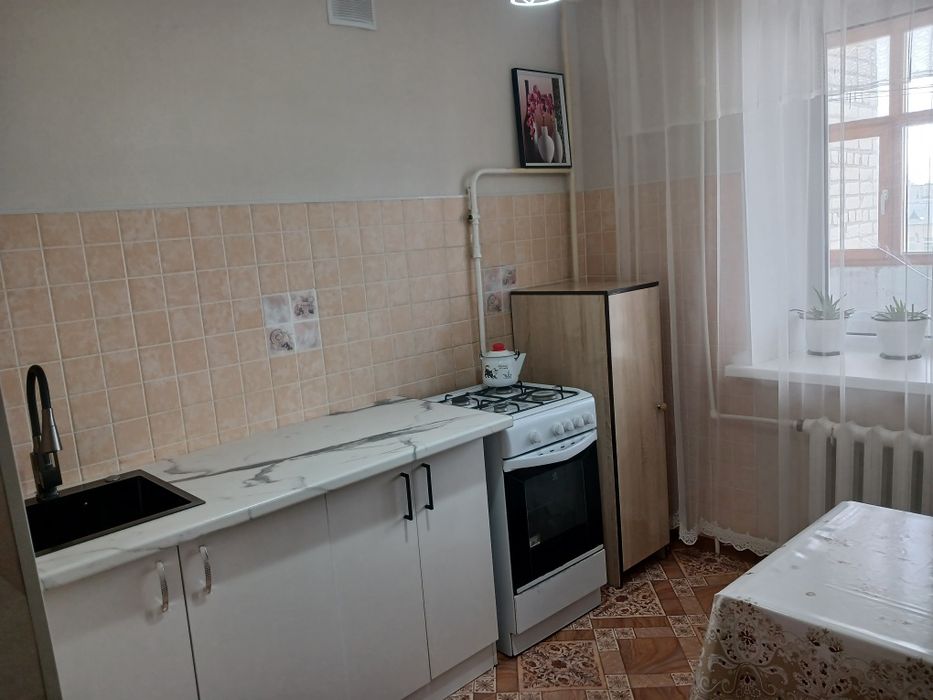 Продам 1 комн кв .В центре  АЛГИ.