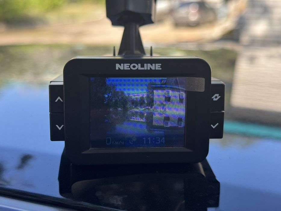 Продам видеорегистратор NEOLINE 9000c 3в1