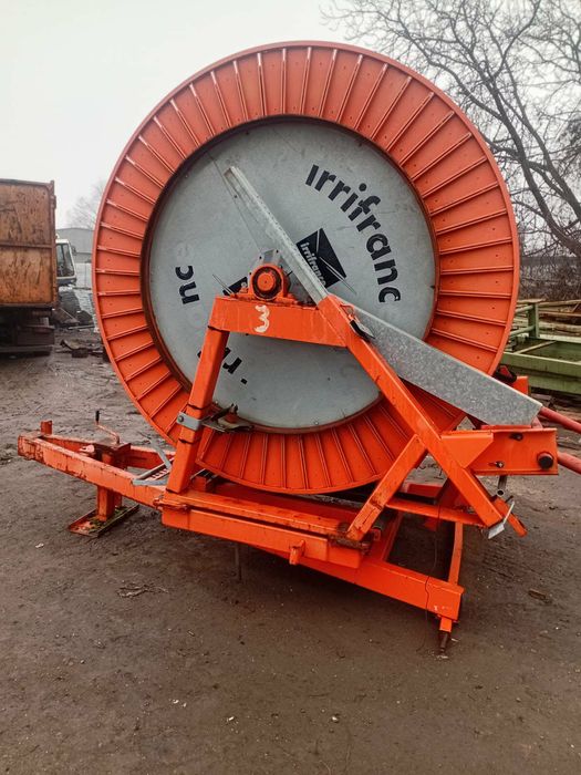 Поливна машина / дъждовалка с маркуч – подходяща за земеделие