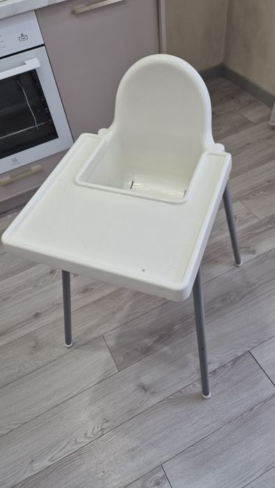 Детская кровать и стульчик