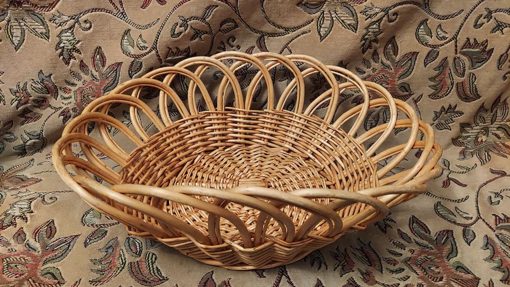 Корзина большая целая