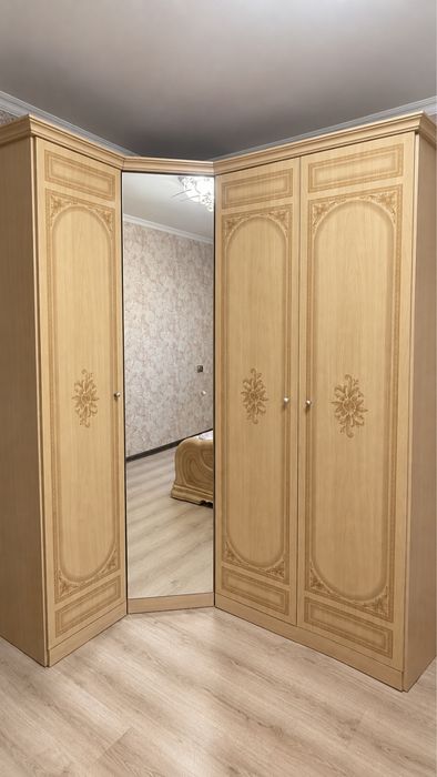 Спальный гарнитур