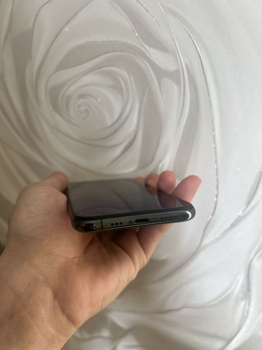 Продам IPhone 11 pro 64gb в отличном состоянии