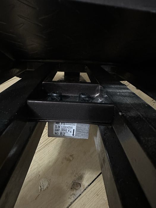 Тарези сатылады улкен