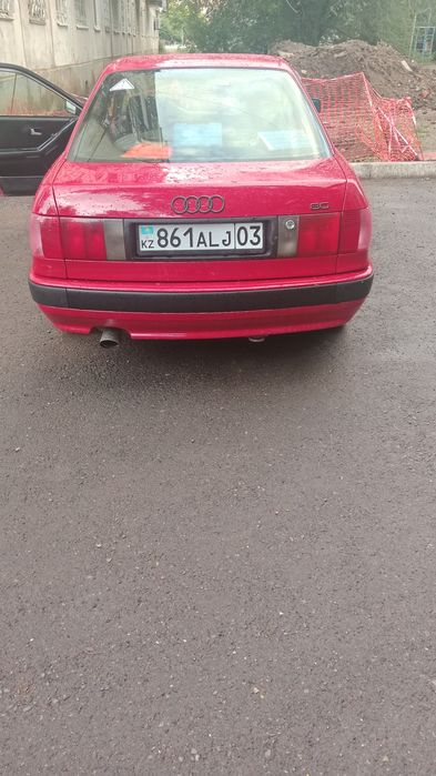Обменяю Ауди 80 б4