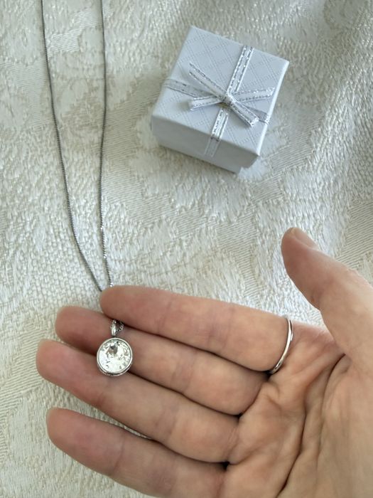 Продам цепь с кулоном из серебра