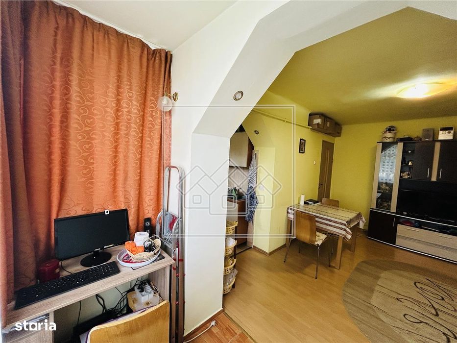 Garsoniera mobilata si utilata, 27 mp utili - Zona Terezian