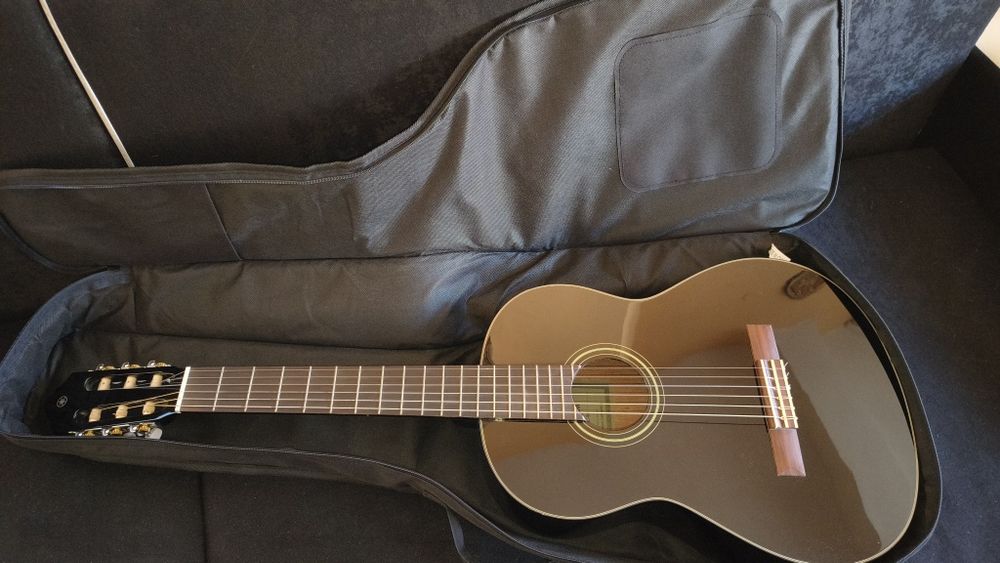 Класическа китара Yamaha C40 Black