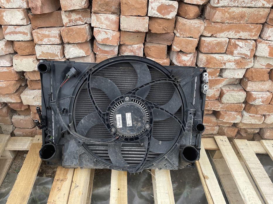 Ansamblu radiatoare apa/clima/electroventilator bmw e90 163 cp