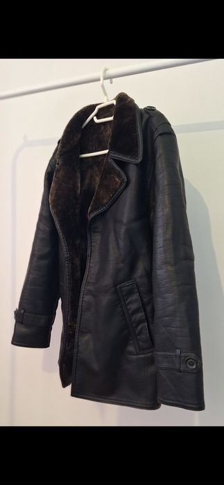 Кожаные куртки, 46 размер
