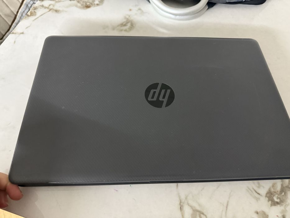 Ноутбук в хорошем состояний