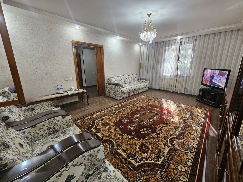 Аэропорт вайида 7 су'тик ховли сотилади