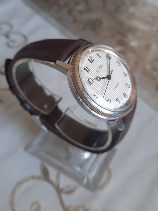 Восток - 17камней