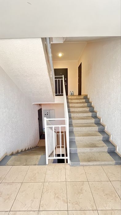 Продам 2 комн квартиру