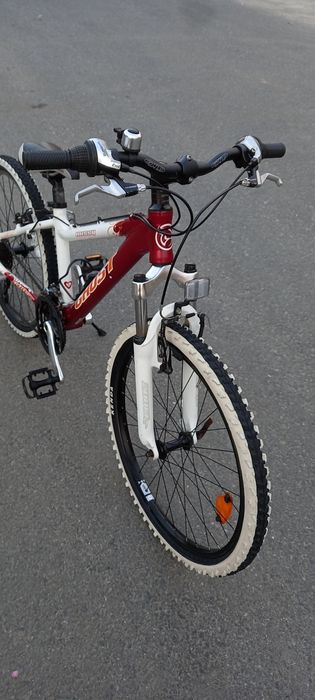 Pentru copii 8-11 ani Ghost 24