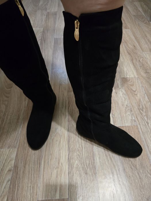 Продаю очень хорошие сапоги, натуралка