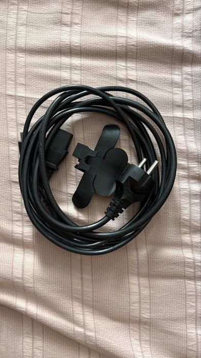 PS 4 Pro продаю 135к торг