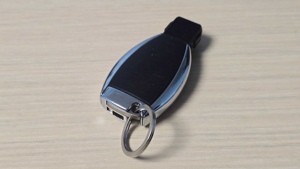 Cheie Mercedes cu placa electronica