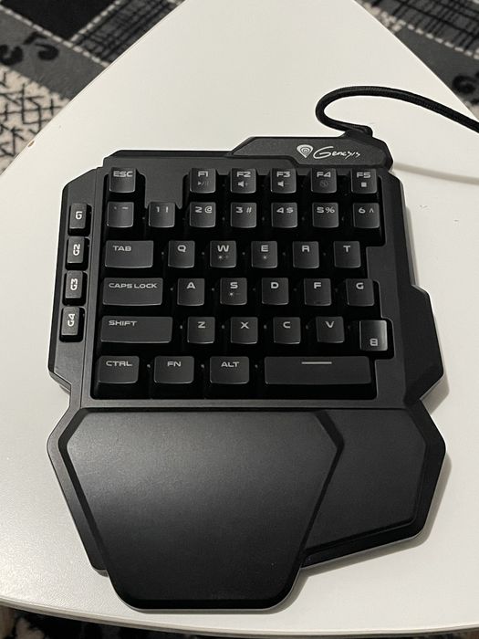 Keypad Gaming RGB Genesys