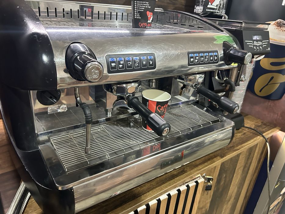 Espressor automat profesional 2 grupuri -Bianchi Sofia
