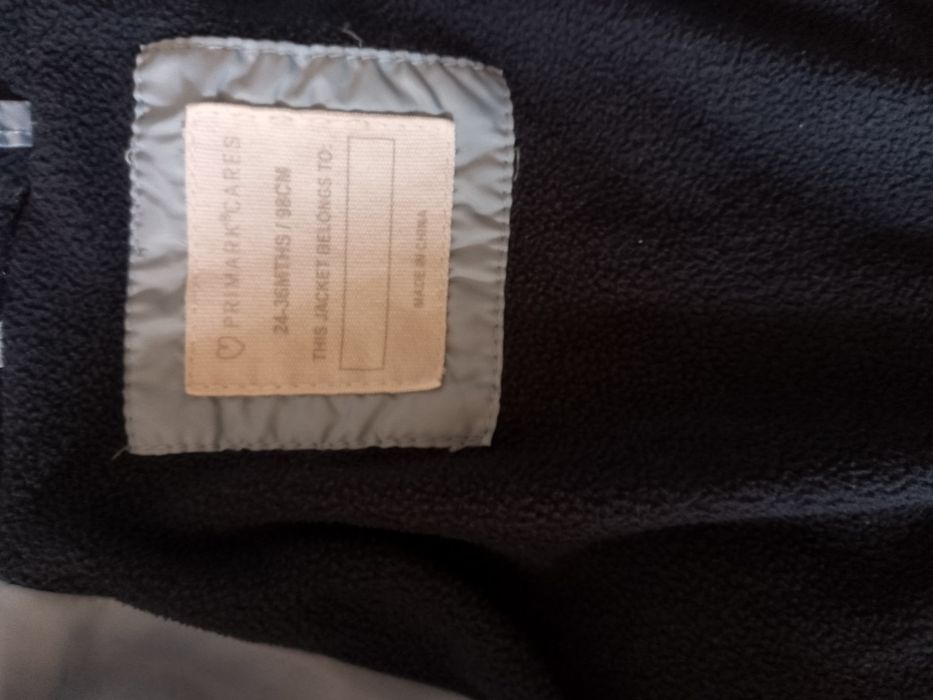 Продам две зимние куртки на мальчика