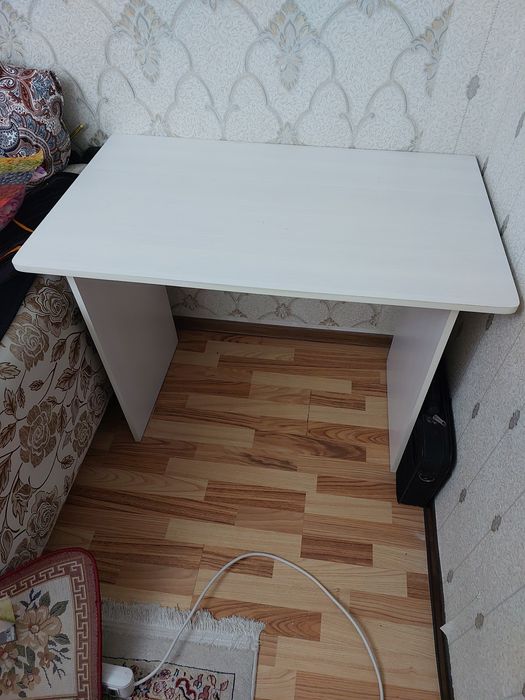 Продам стол 1×60×76