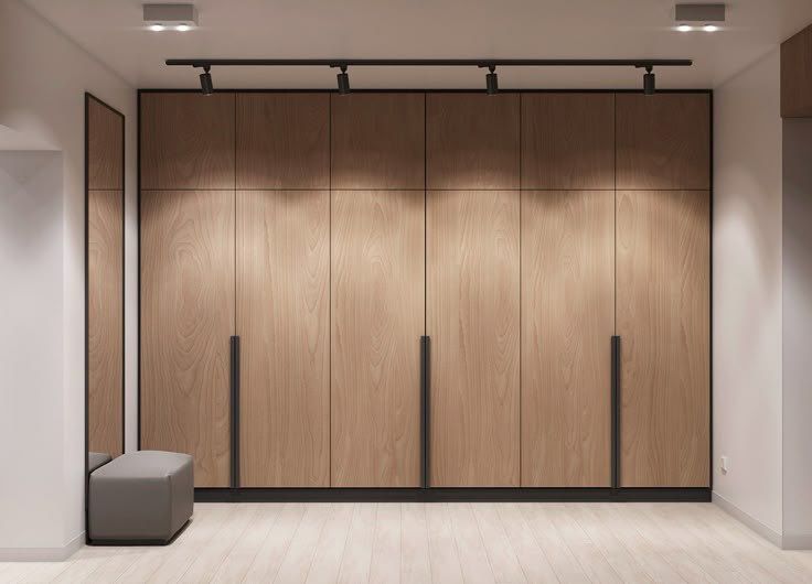 Garderobniy shkaf pod zakaz