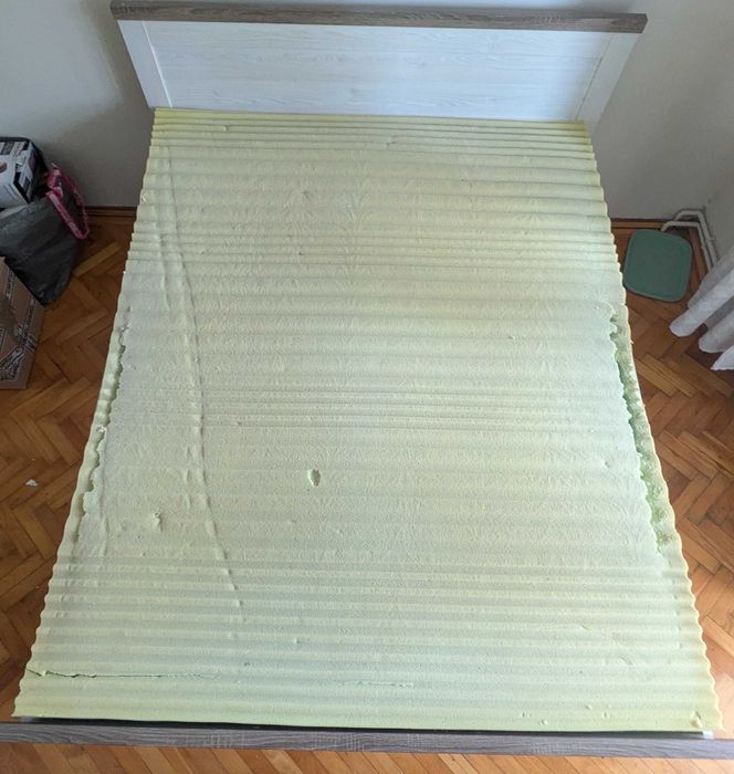 Vând Saltea 160*200