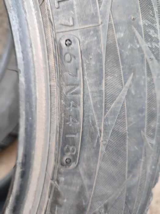 2 бр зимни гуми TOYO SUV 245/50/18. ДОТ 4418