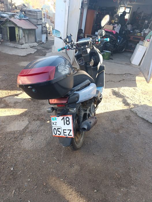 Продам мопед танк