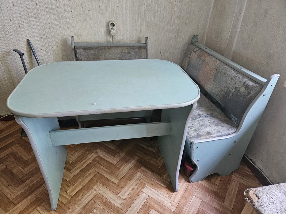 Стол и скамейки 2