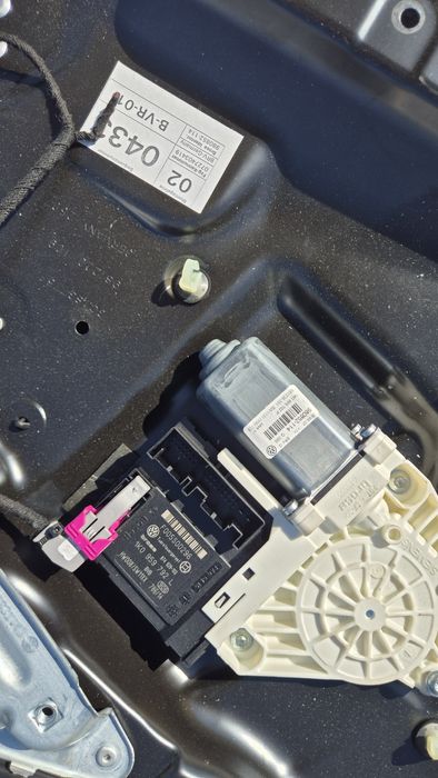 Ел. Механизми/Стъклоповдигачи за VW  Пасат 6 2006- 2010г