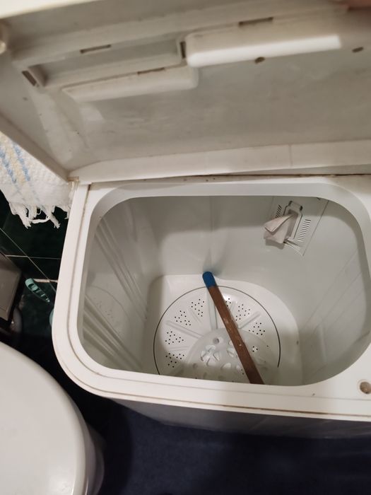 Продам стиральную машинку полуавтомат