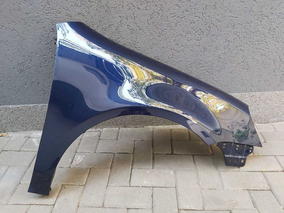 Aripa Fata Dreapta VW Golf 5 V 2004-2008 HatchBack Vopsita Albastru